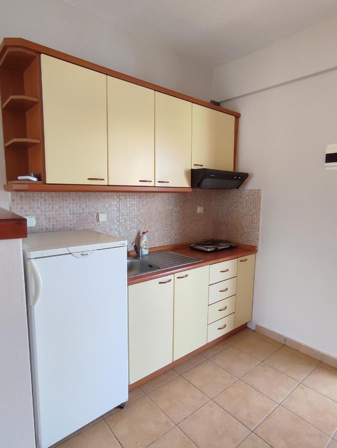 Giota Apartment *